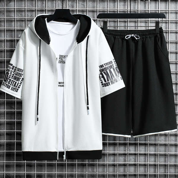 ホワイト/ジャケット+ブラック/ショートパンツ