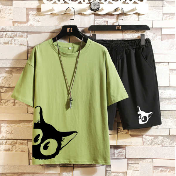 ライトグリーン/Tシャツ+ブラック/ショートパンツ